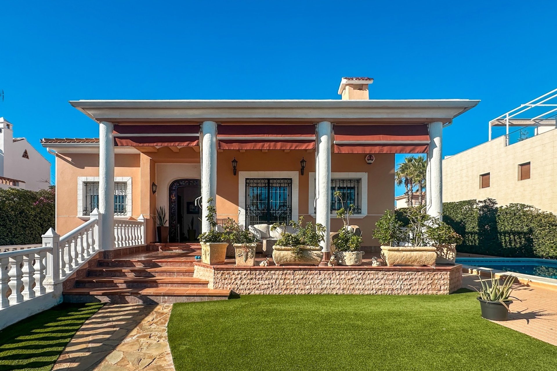 Reventa - Villa -
La Mata - Costa Blanca