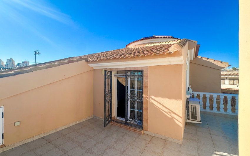 Reventa - Villa -
La Mata - Costa Blanca
