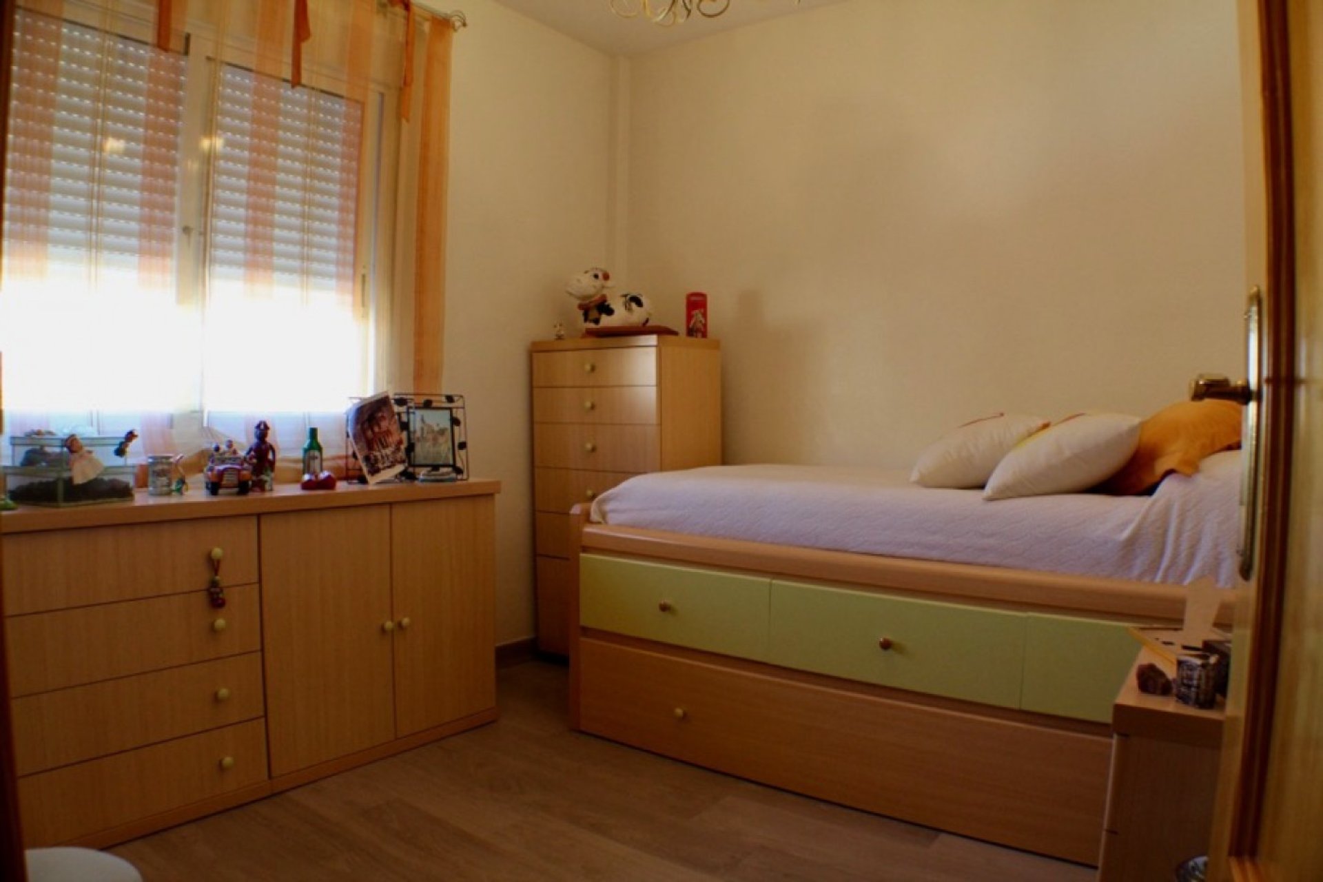 Reventa - Villa -
La Nucía - Urbanizaciones