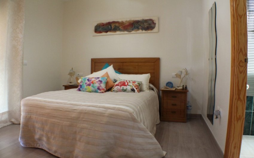 Reventa - Villa -
La Nucía - Urbanizaciones