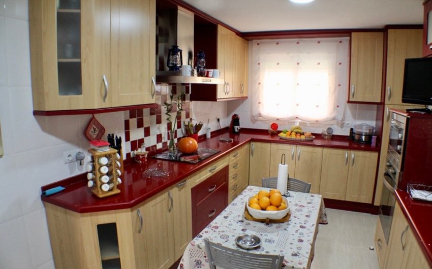 Reventa - Villa -
La Nucía - Urbanizaciones