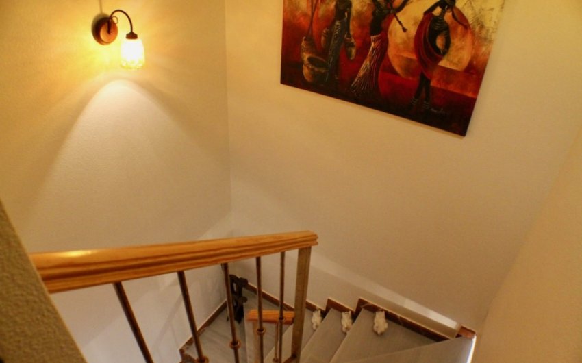 Reventa - Villa -
La Nucía - Urbanizaciones