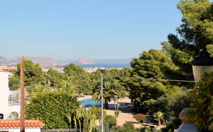 Reventa - Villa -
La Nucía - Urbanizaciones