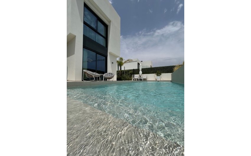 Reventa - Villa -
La Nucía