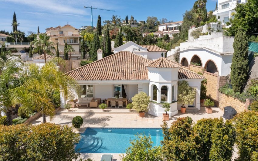 Reventa - Villa -
La Quinta - Inland