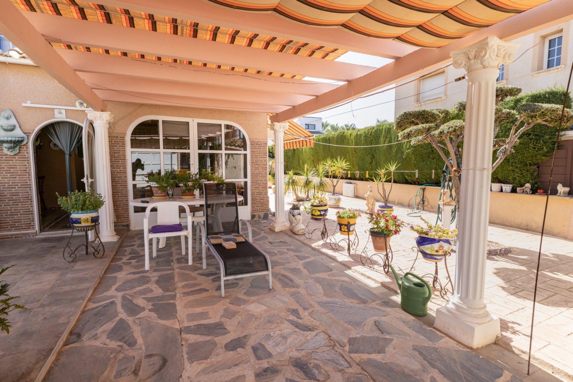 Reventa - Villa -
La Regia - Costa Blanca