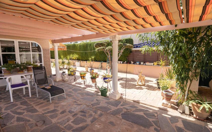 Reventa - Villa -
La Regia - Costa Blanca