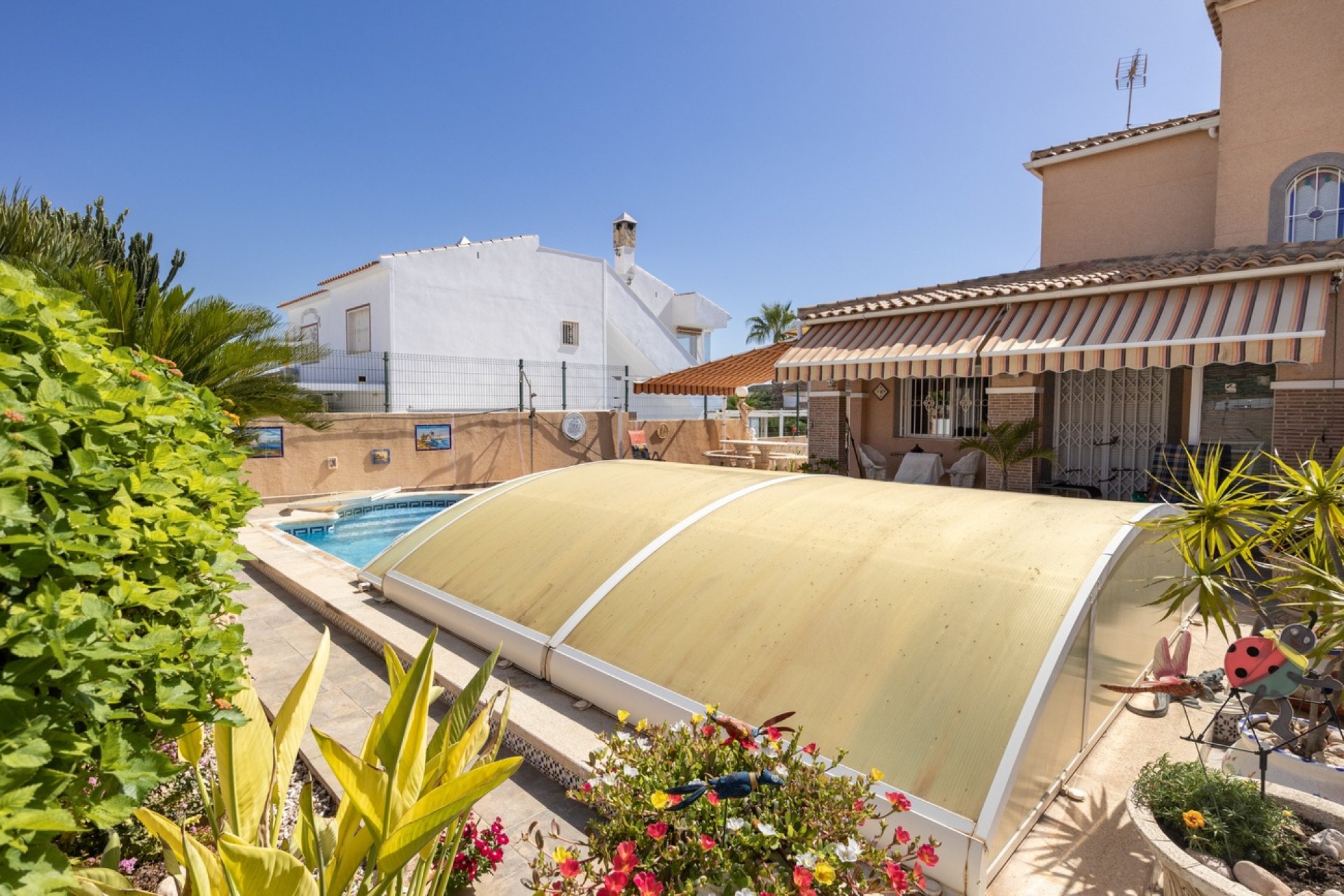 Reventa - Villa -
La Regia - Costa Blanca