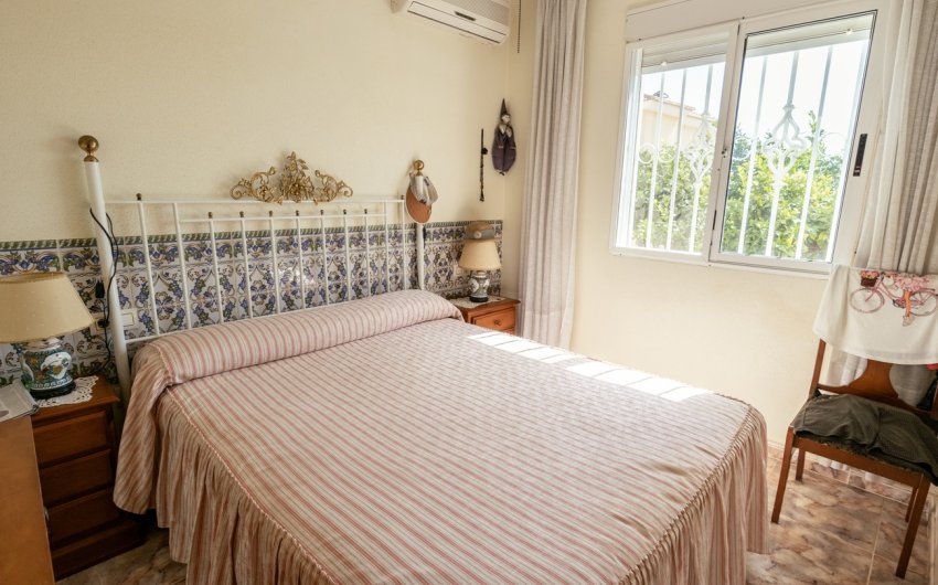 Reventa - Villa -
La Regia - Costa Blanca