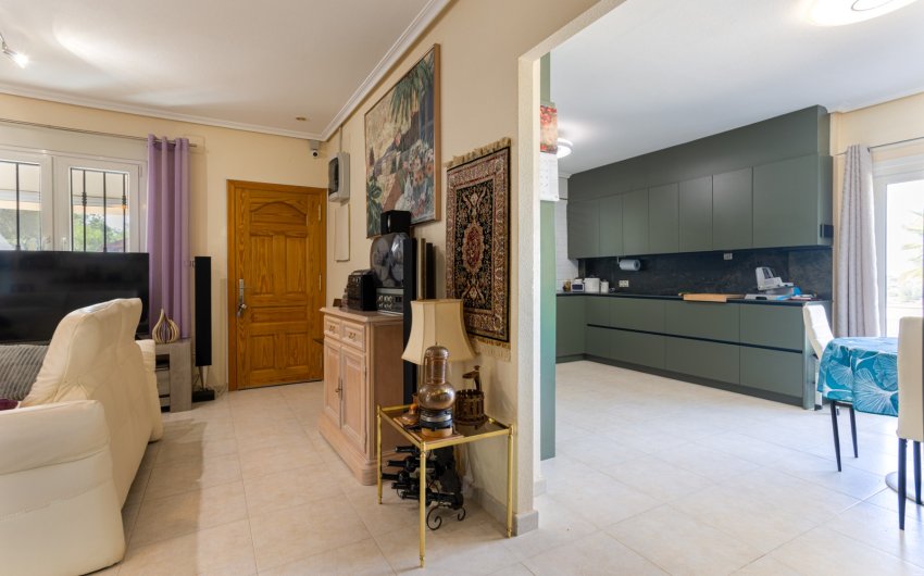 Reventa - Villa -
La Zarza