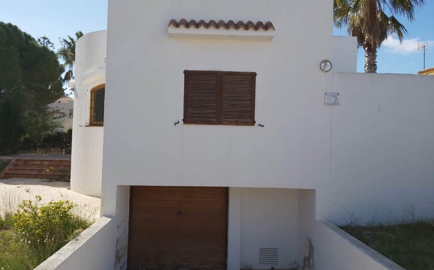 Reventa - Villa -
La Zenia - Costa Blanca