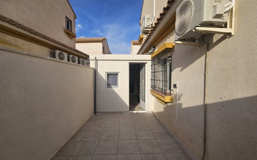 Reventa - Villa -
La Zenia - Costa Blanca