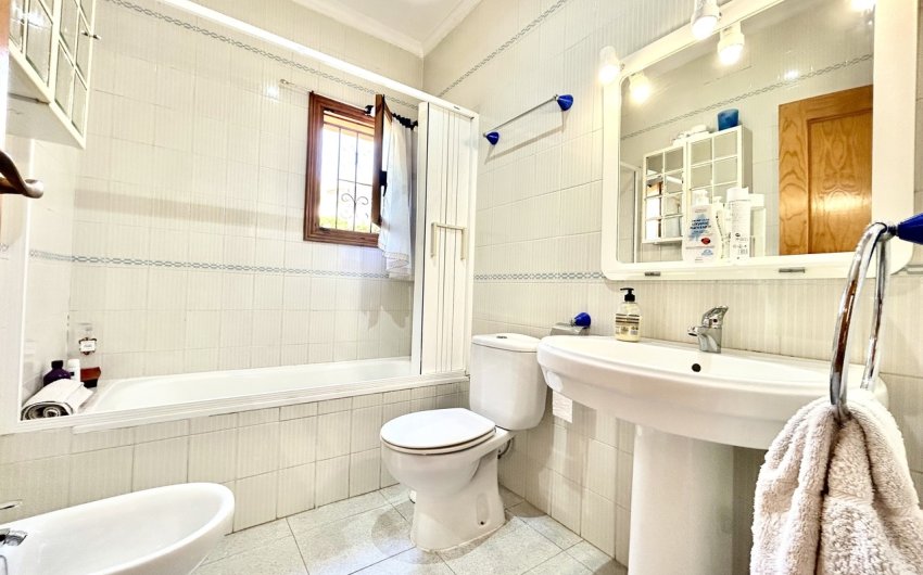 Reventa - Villa -
La Zenia - Costa Blanca