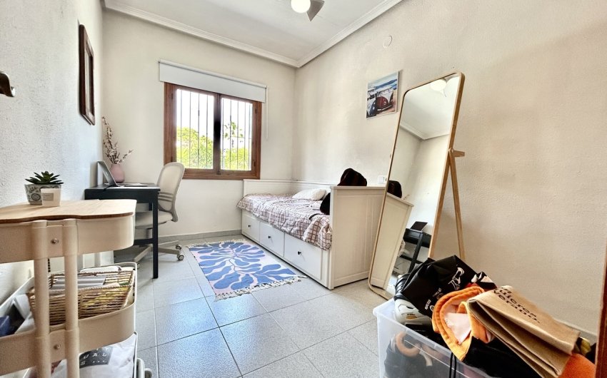 Reventa - Villa -
La Zenia - Costa Blanca