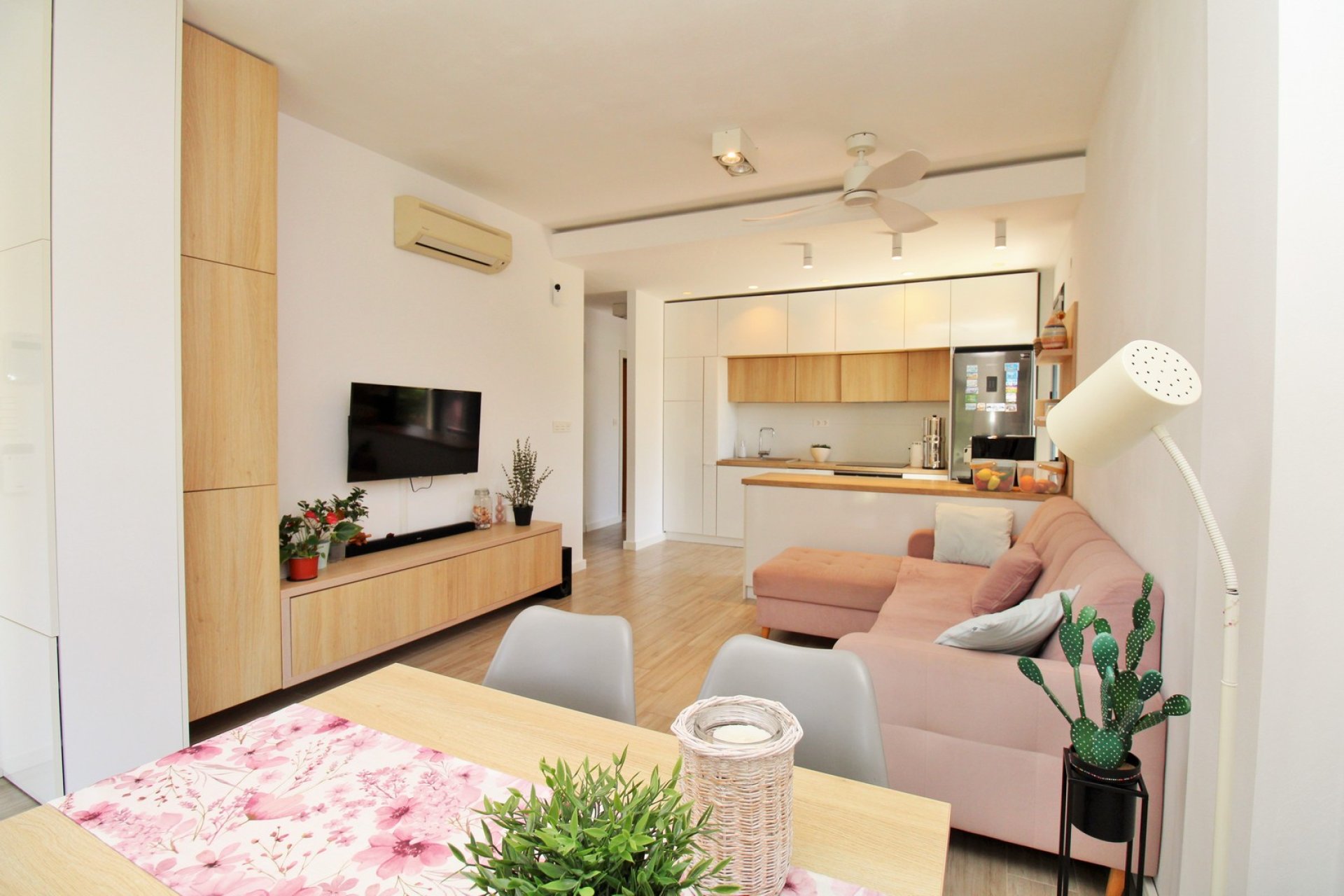 Reventa - Villa -
La Zenia