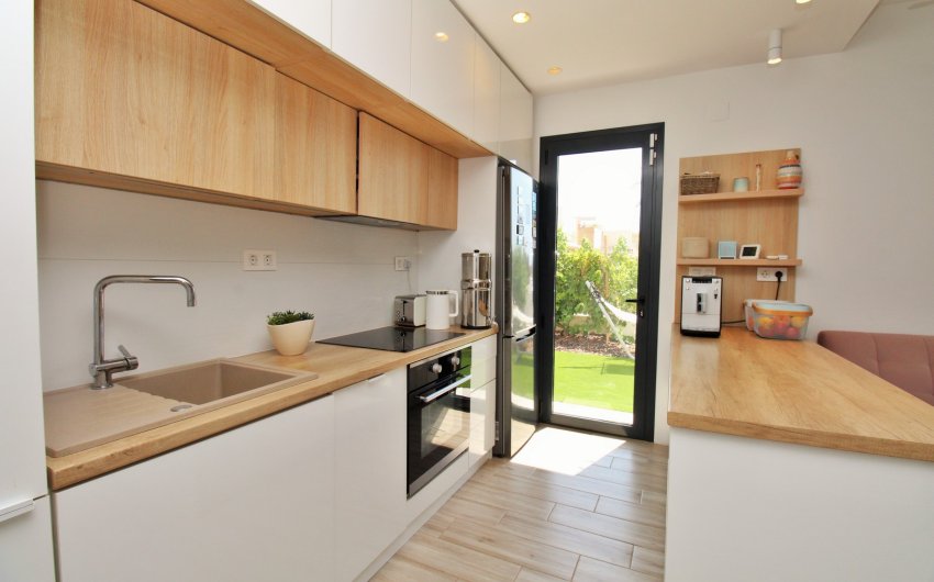 Reventa - Villa -
La Zenia