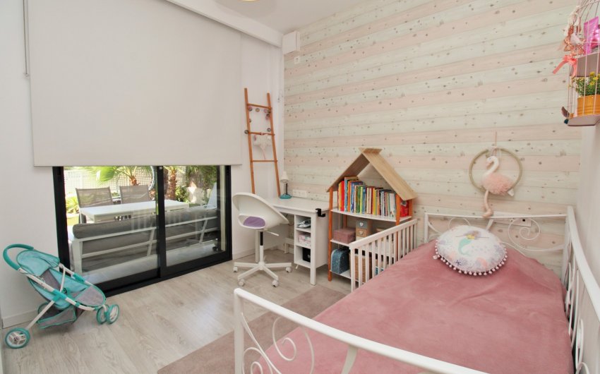 Reventa - Villa -
La Zenia