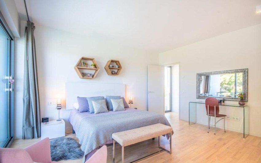 Reventa - Villa -
Las Colinas Golf - Costa Blanca