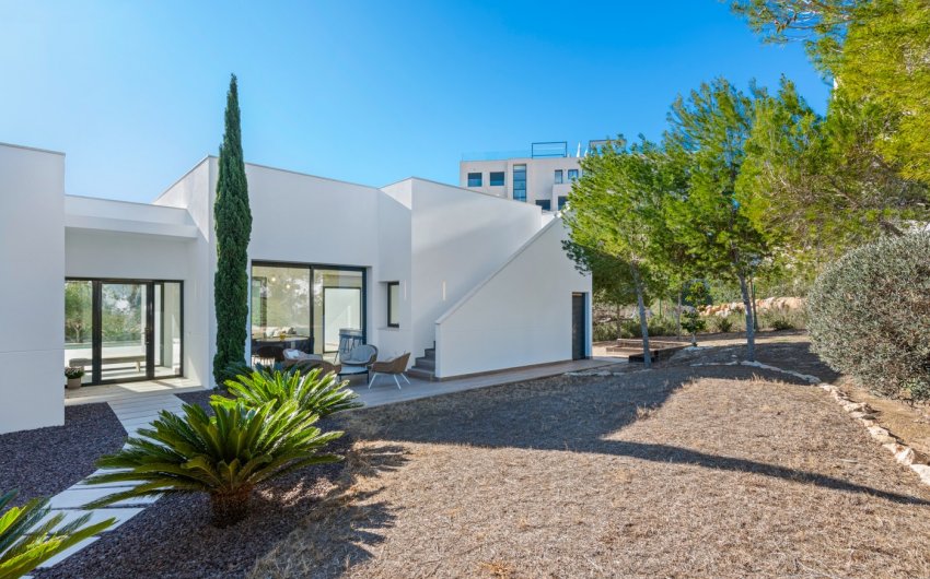 Reventa - Villa -
Las Colinas Golf Resort - Las Colinas golf