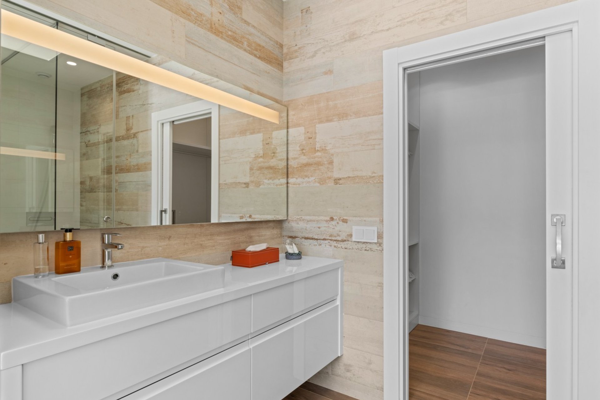 Reventa - Villa -
Las Colinas Golf Resort - Las Colinas golf