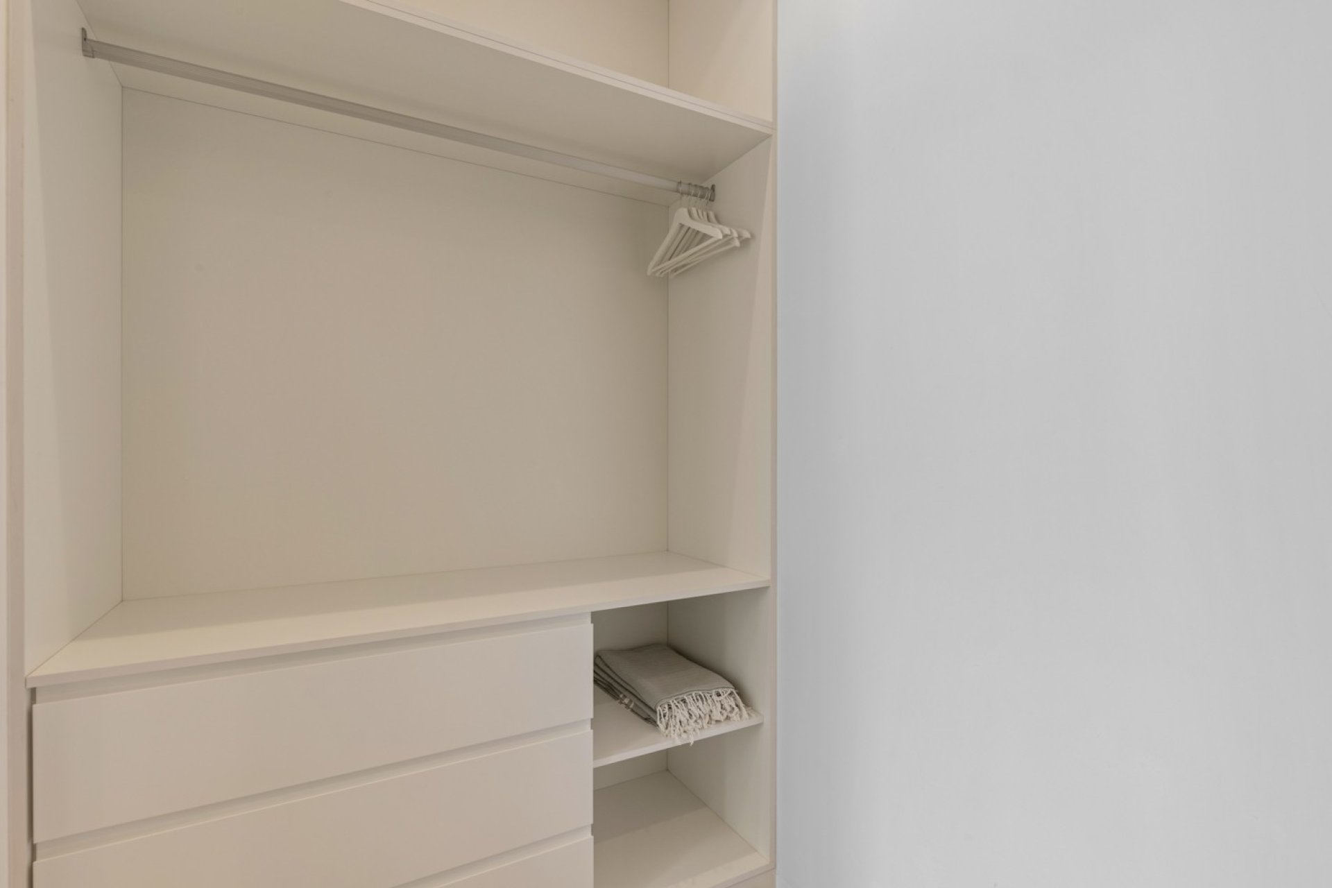 Reventa - Villa -
Las Colinas Golf Resort - Las Colinas golf