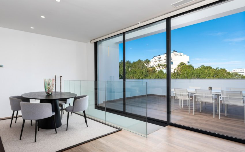 Reventa - Villa -
Las Colinas Golf Resort - Las Colinas golf