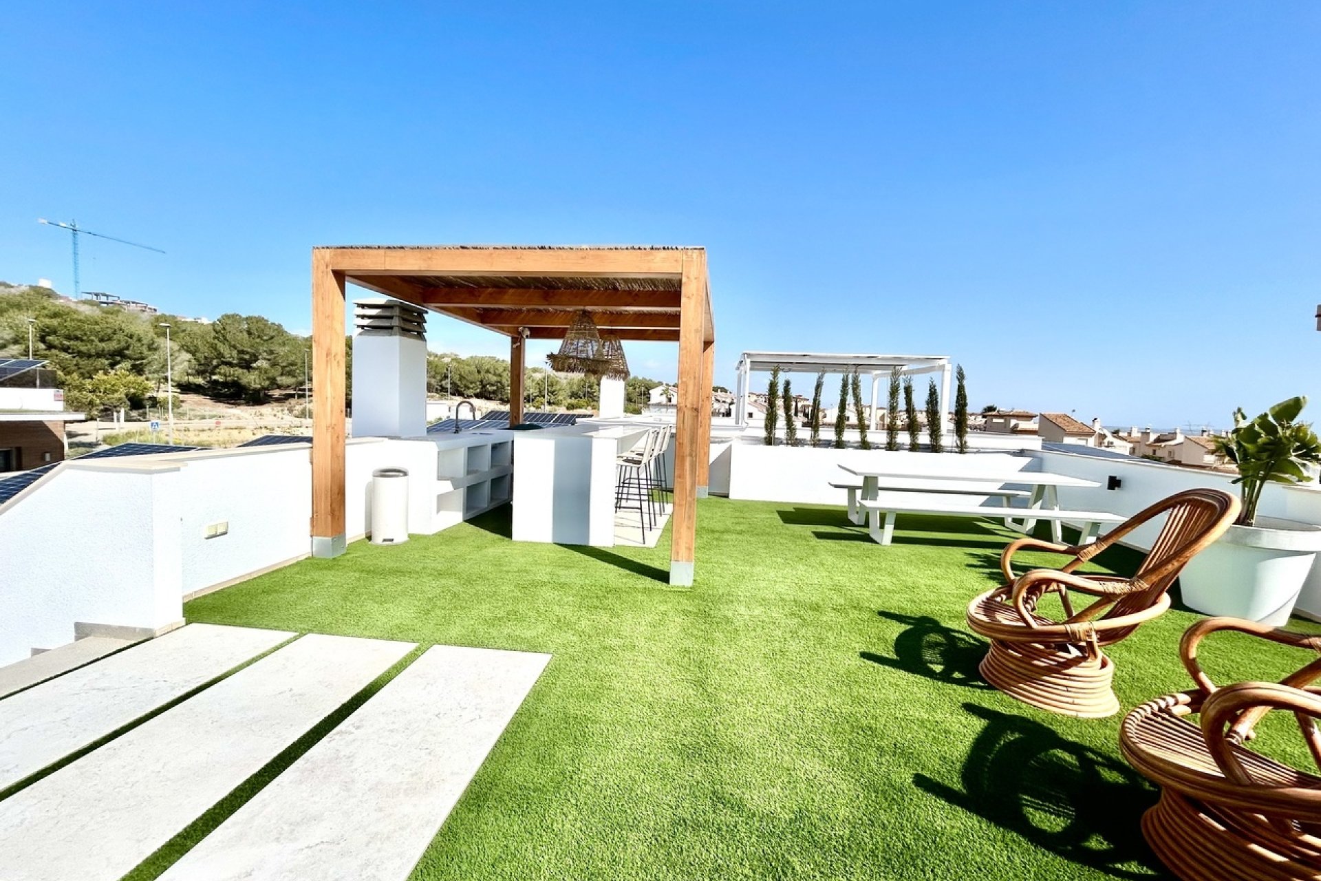 Reventa - Villa -
Las Filipinas - Inland
