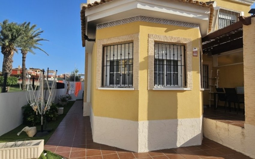 Reventa - Villa -
Lo Crispin - Inland