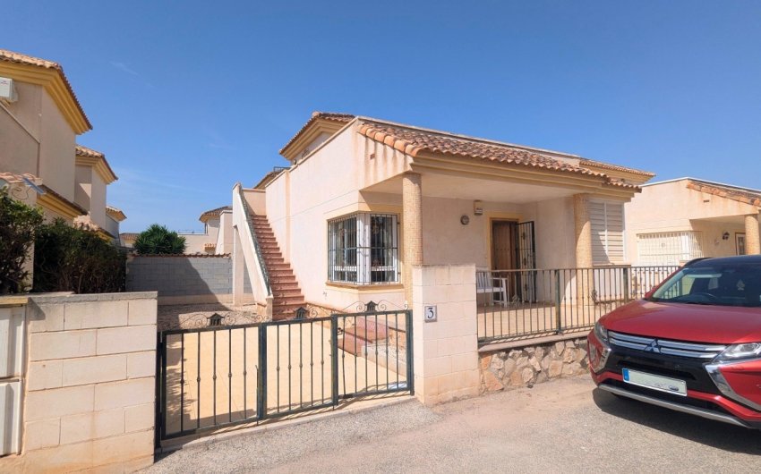 Reventa - Villa -
Lo Crispin - Inland
