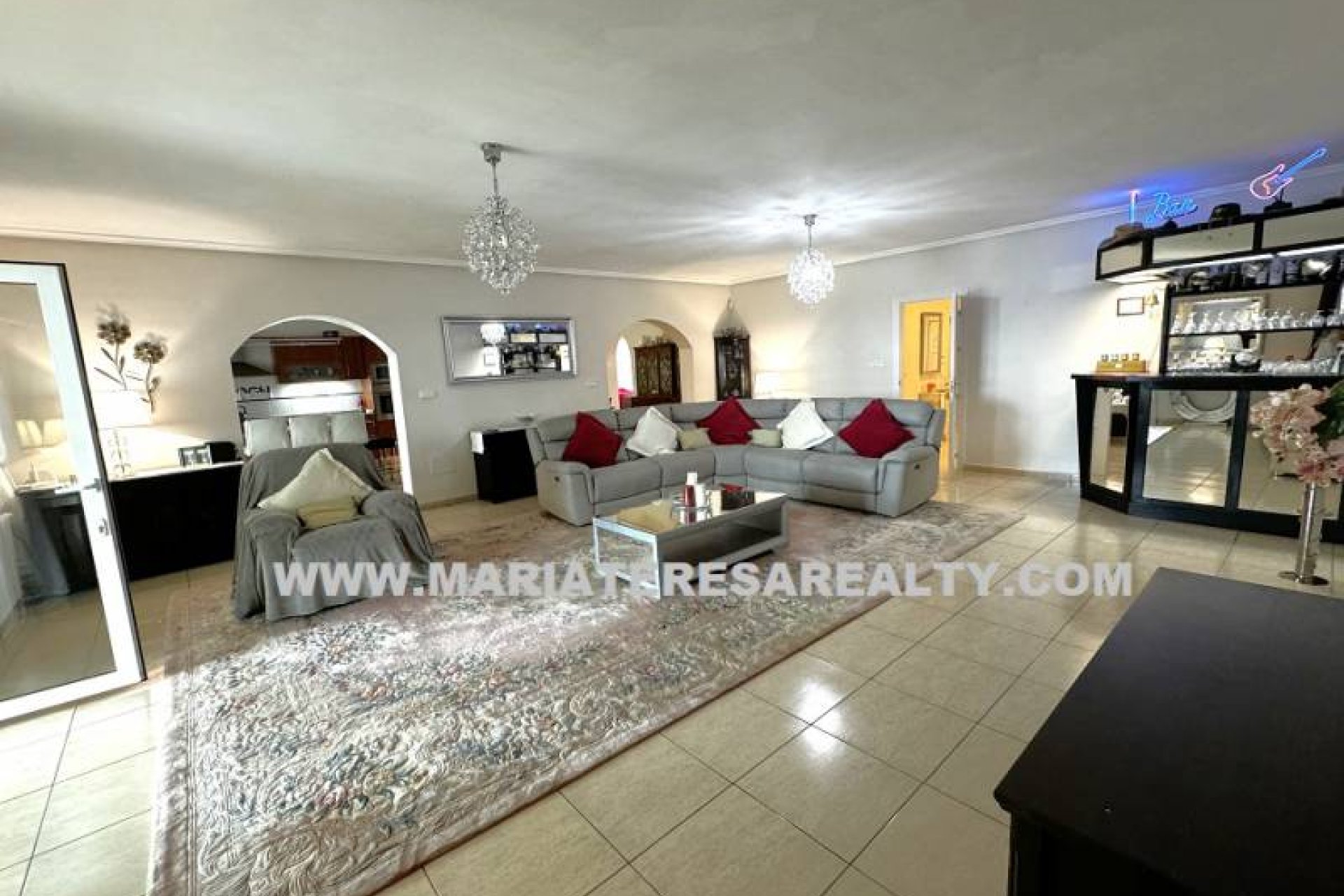 Reventa - Villa -
Lo Santiago - Gea y Trujols