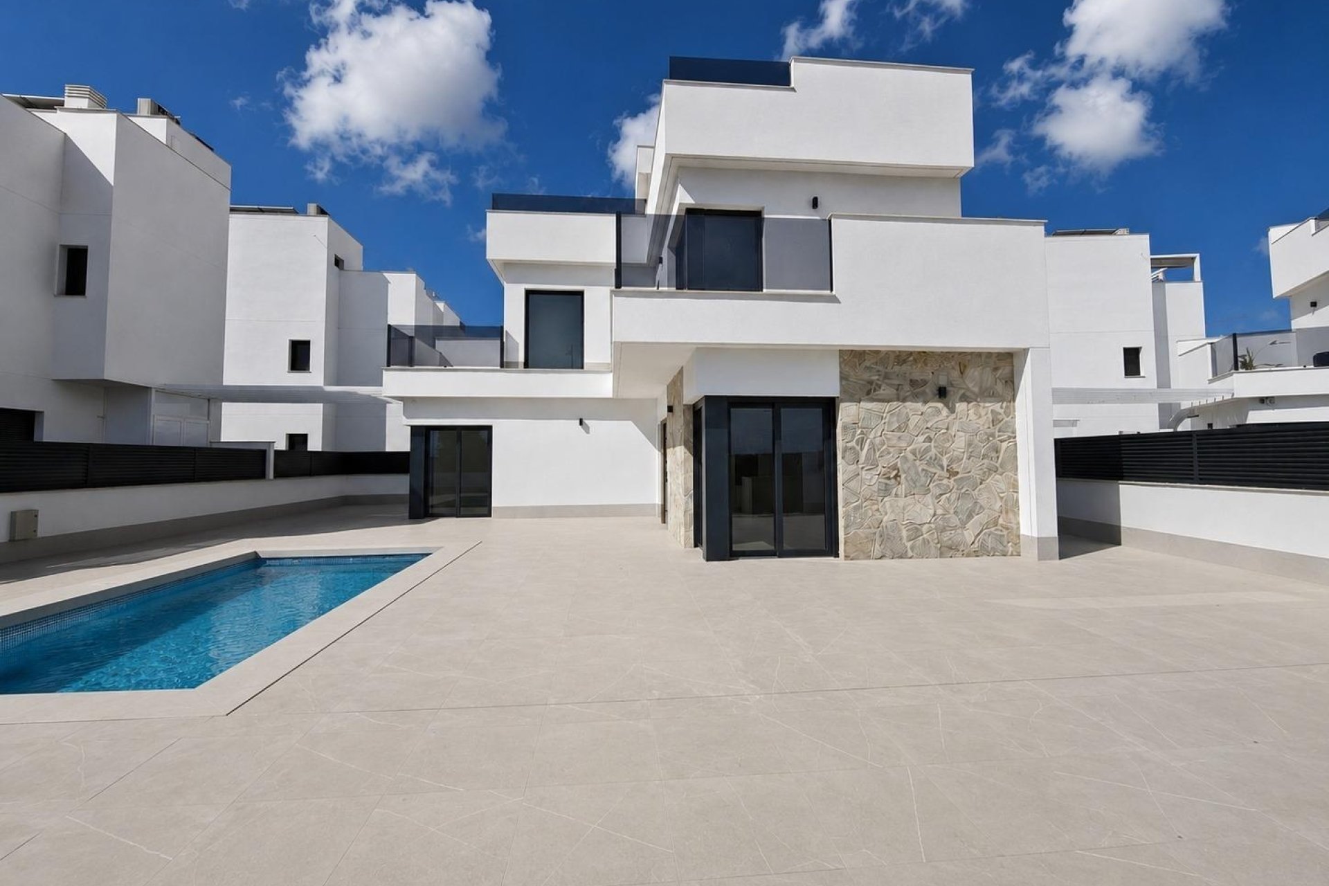 Reventa - Villa -
Los Alcazares - Dolores De Pacheco-santa Rosalía