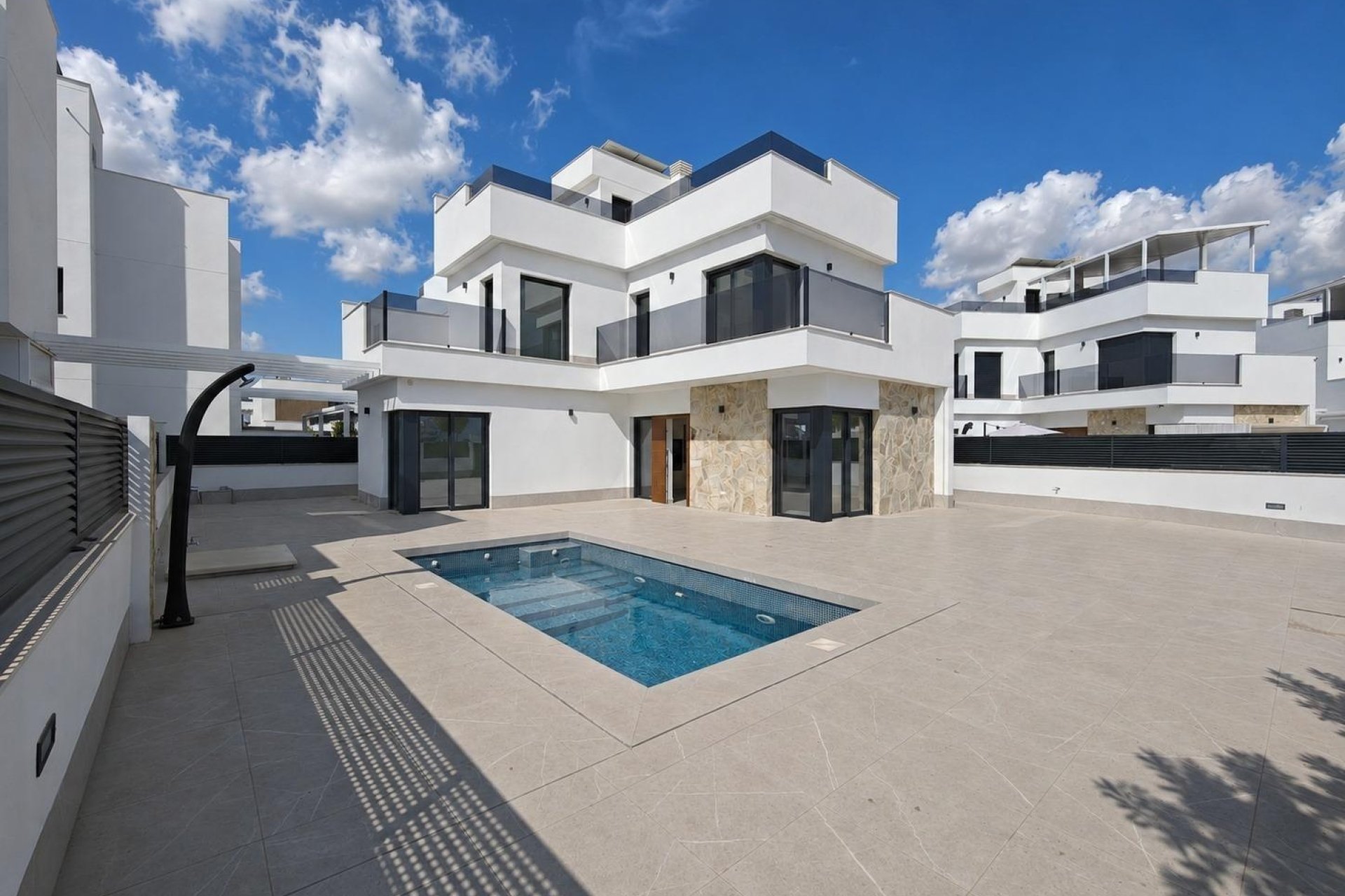 Reventa - Villa -
Los Alcazares - Dolores De Pacheco-santa Rosalía