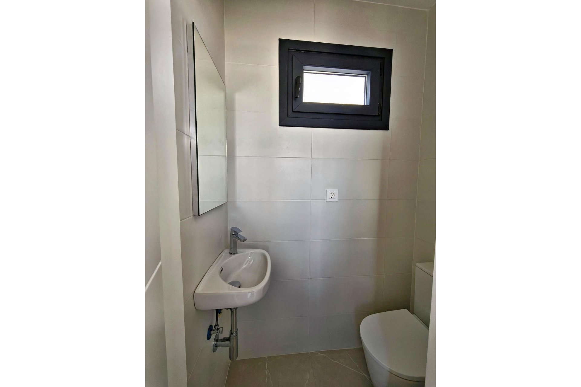 Reventa - Villa -
Los Alcazares - Dolores De Pacheco-santa Rosalía
