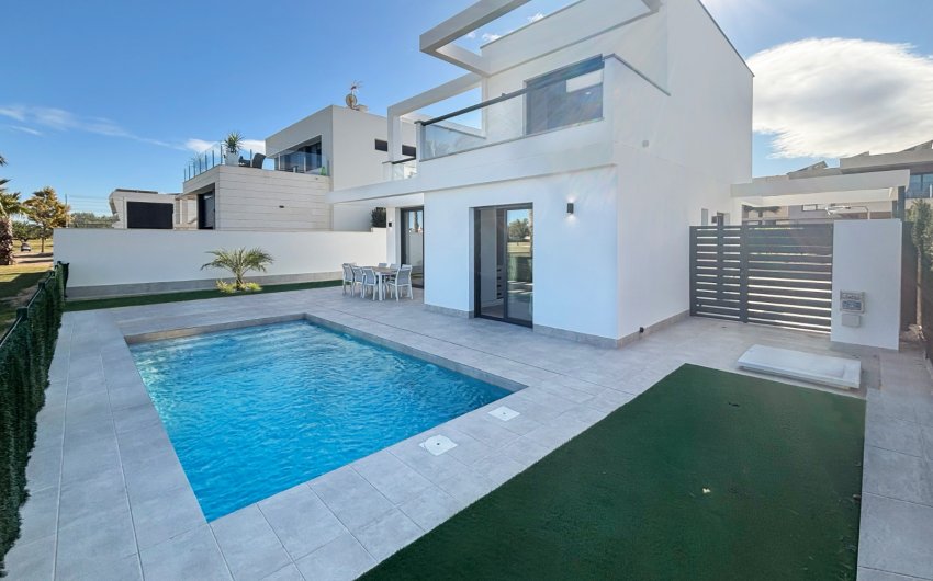 Reventa - Villa -
Los Alcazares - Roda