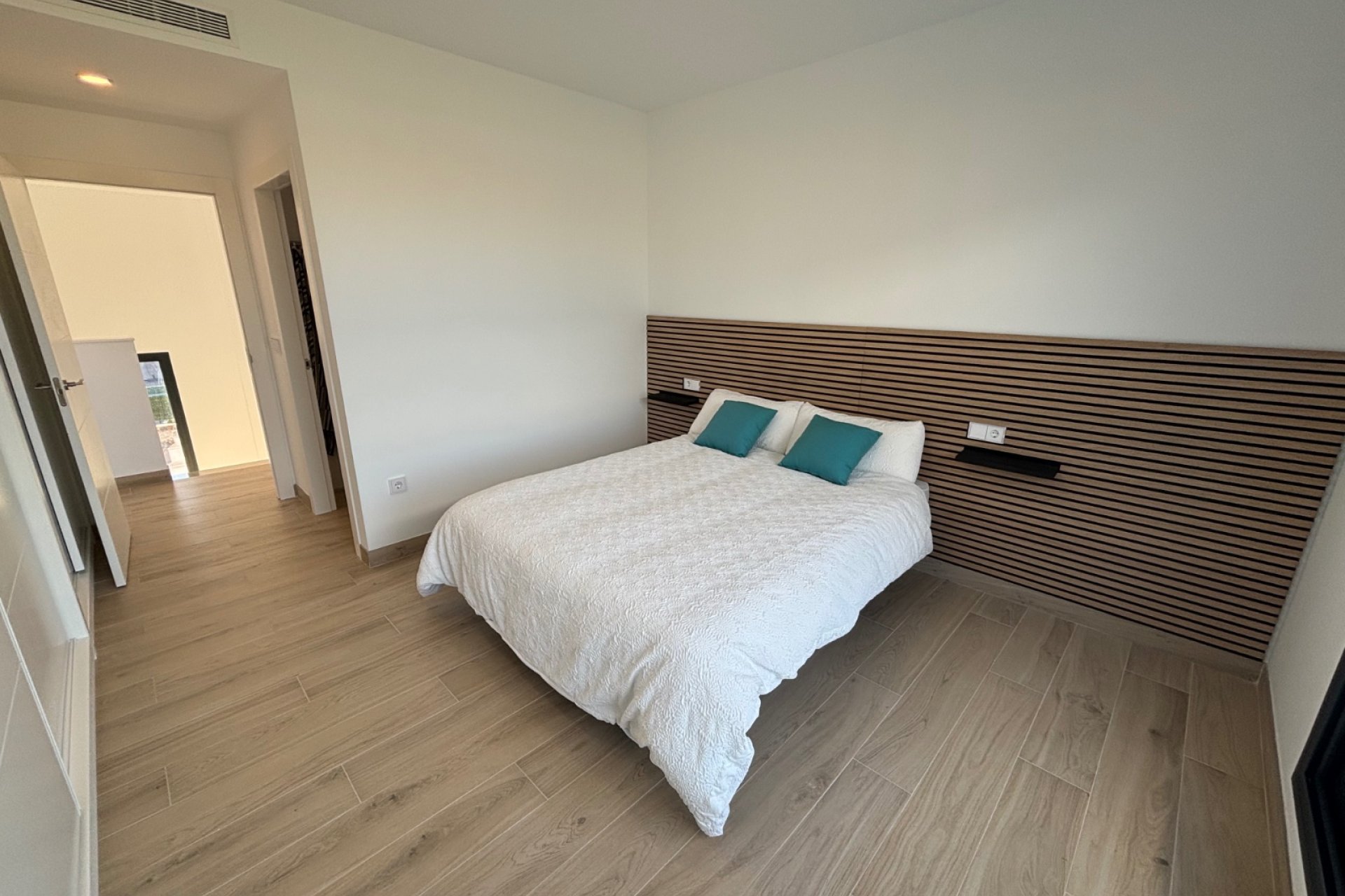 Reventa - Villa -
Los Alcazares - Roda