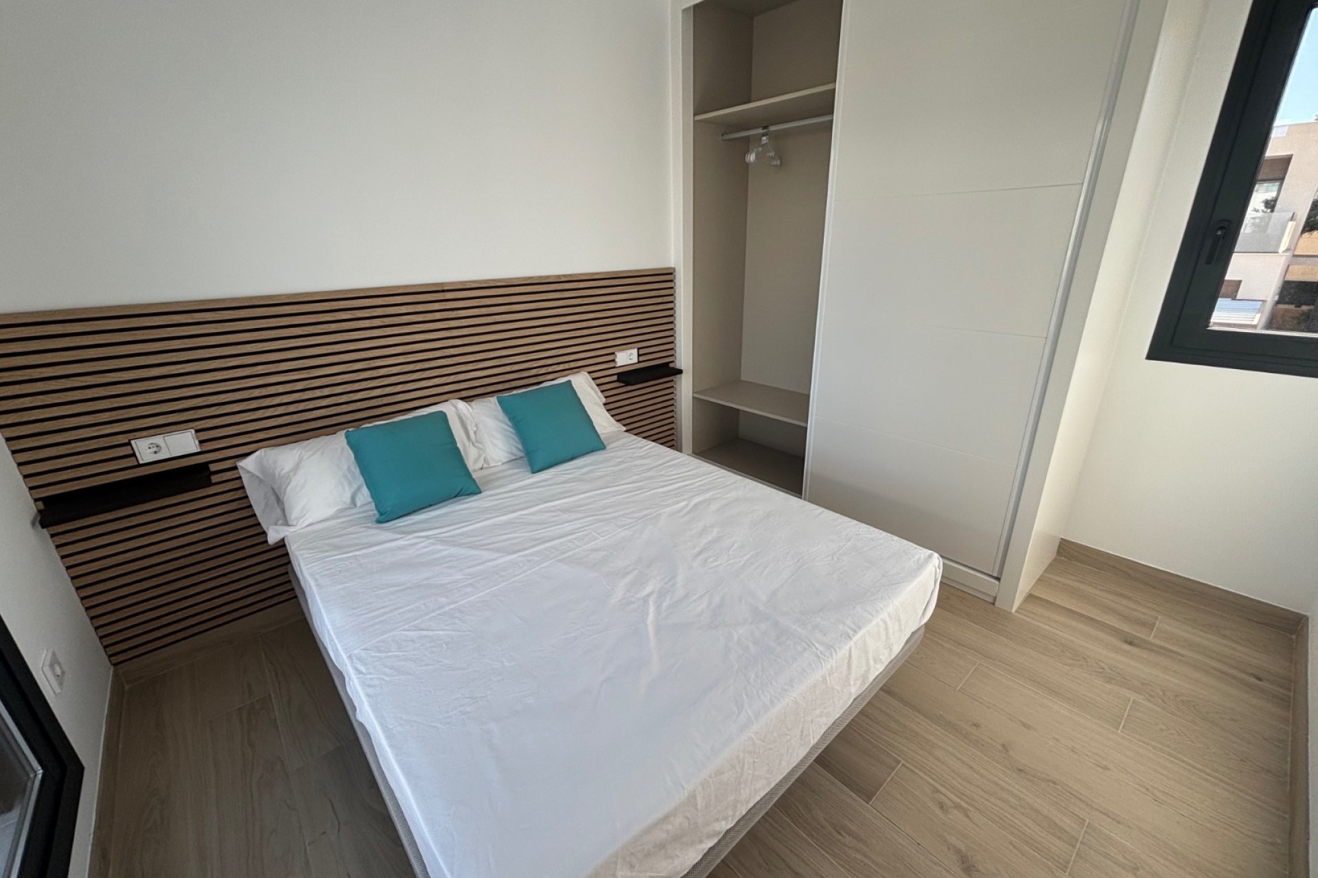 Reventa - Villa -
Los Alcazares - Roda