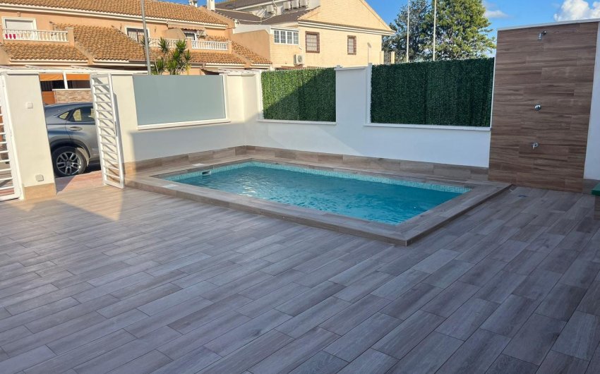 Reventa - Villa -
Los Alcazares