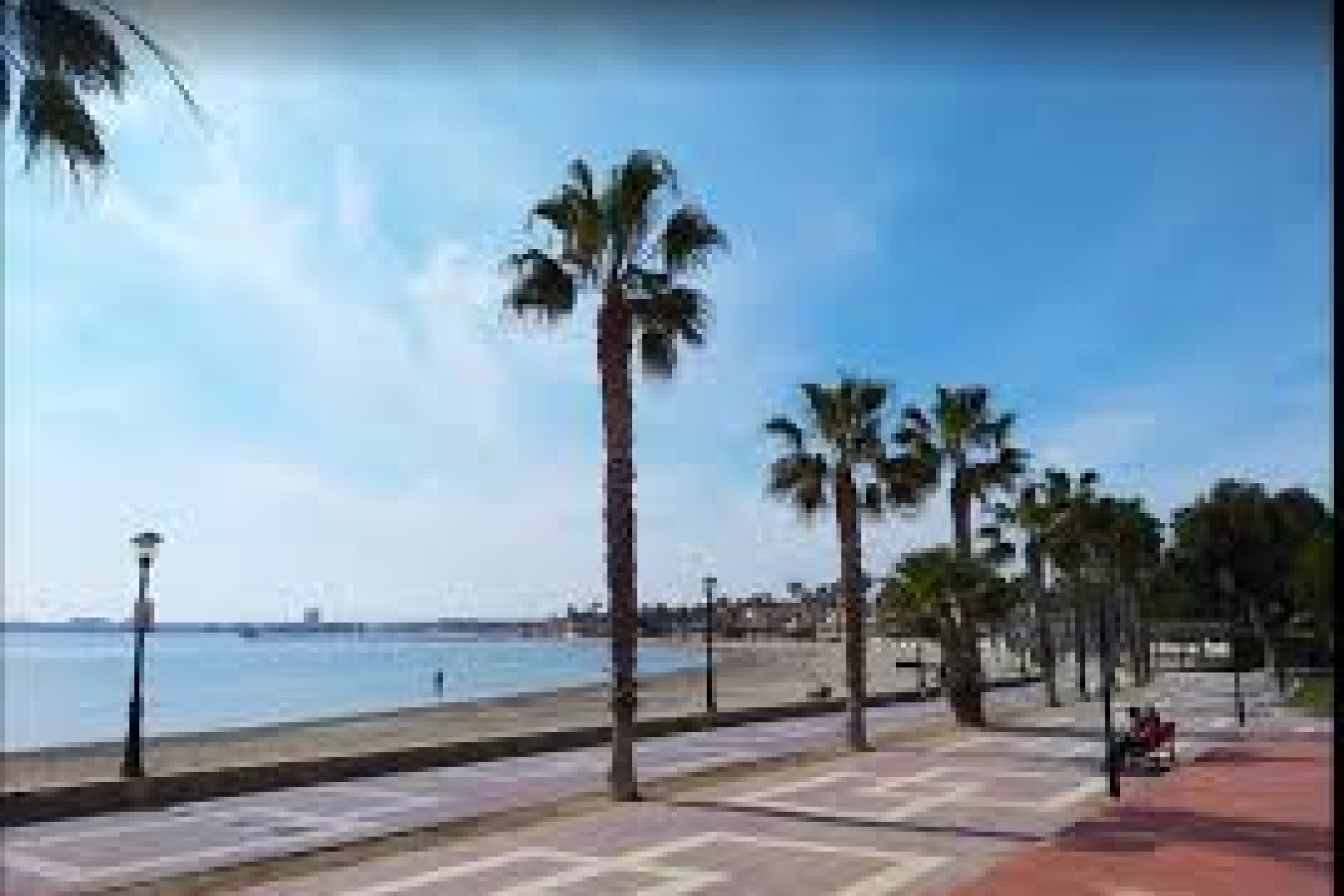 Reventa - Villa -
Los Alcazares