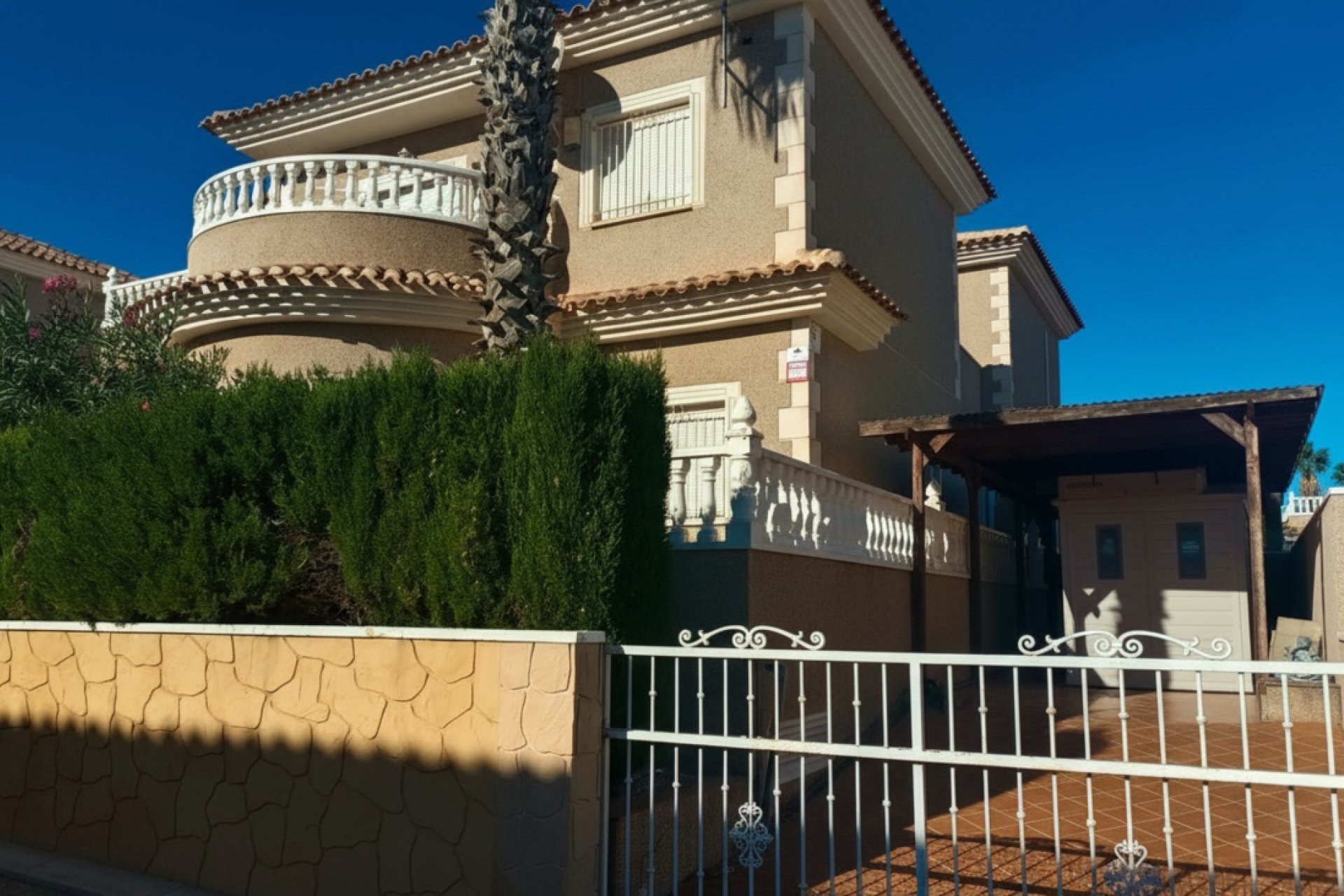 Reventa - Villa -
Los Altos - Costa Blanca