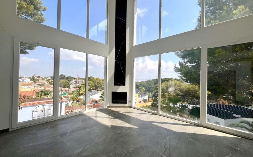 Reventa - Villa -
Los Balcones - Costa Blanca