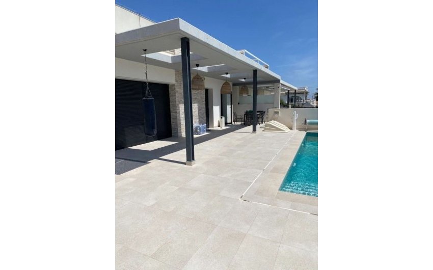 Reventa - Villa -
Los Balcones - Costa Blanca