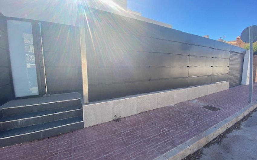 Reventa - Villa -
Los Balcones - Los Altos