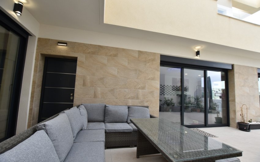Reventa - Villa -
Los Montesinos - Costa Blanca