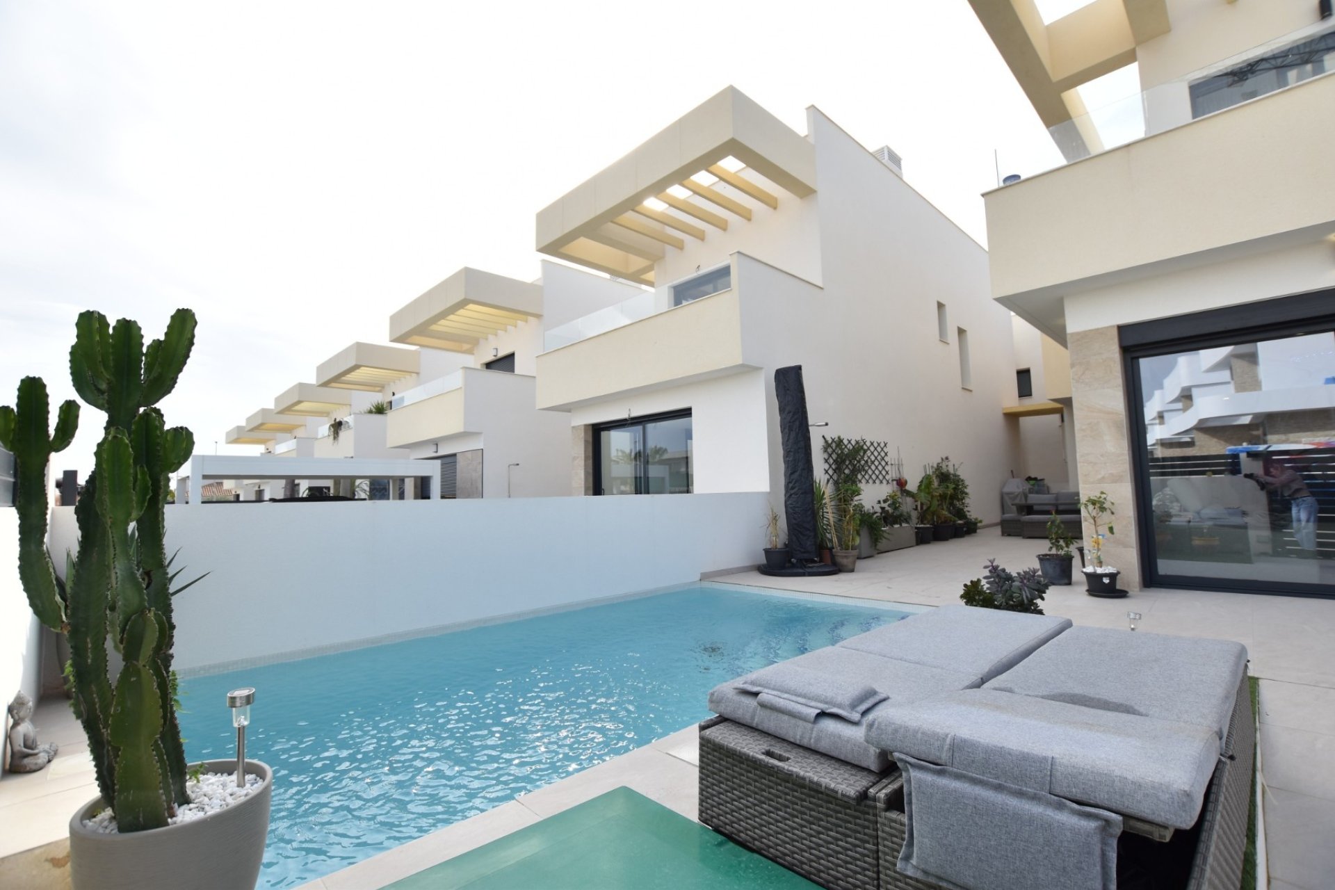 Reventa - Villa -
Los Montesinos - Costa Blanca