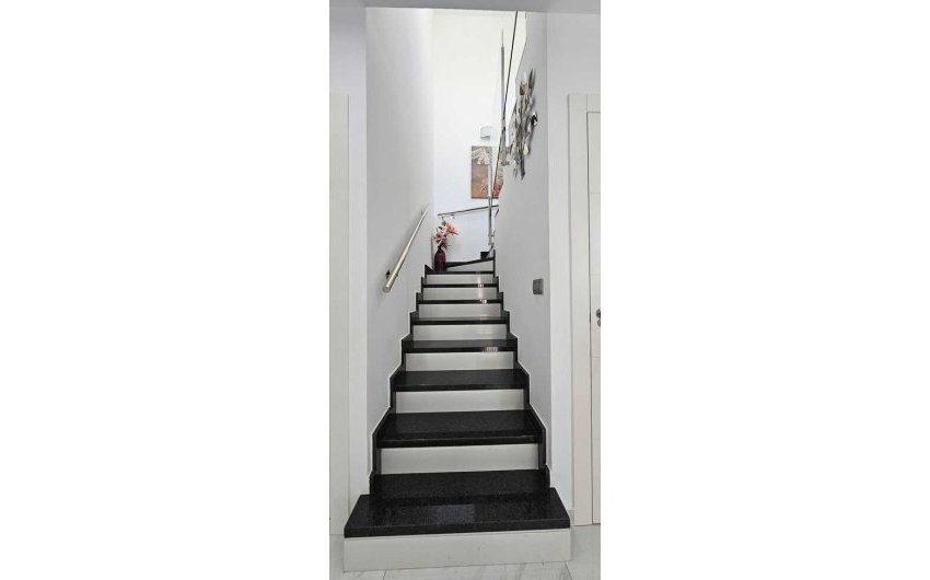 Reventa - Villa -
Los Montesinos - Costa Blanca