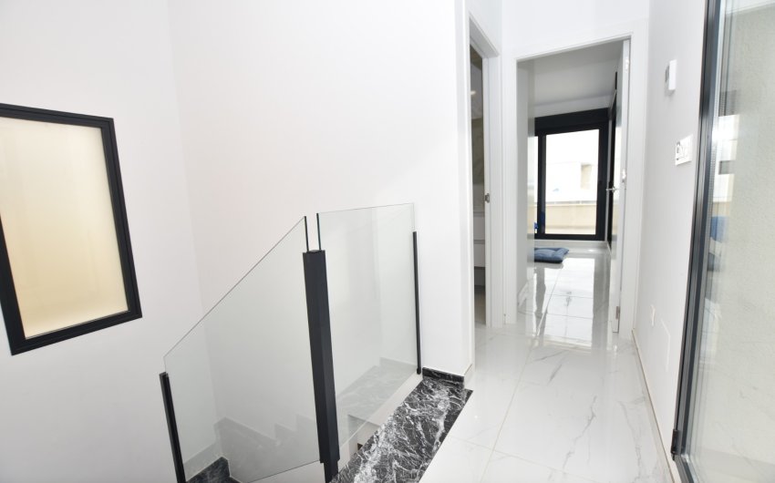 Reventa - Villa -
Los Montesinos - Costa Blanca