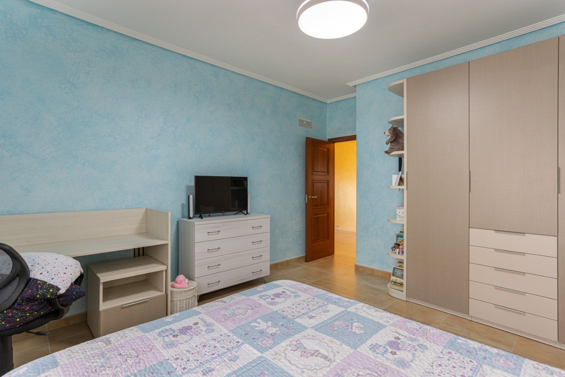 Reventa - Villa -
Los Montesinos - La Herrada