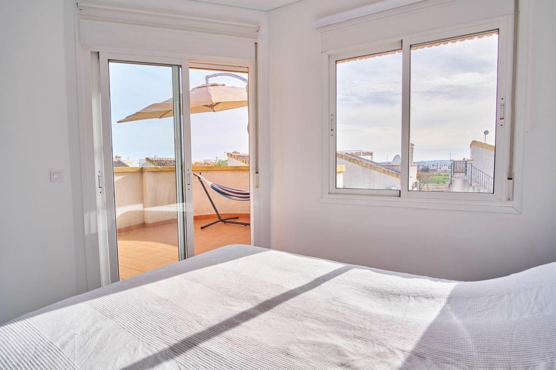 Reventa - Villa -
Los Montesinos - La Herrada