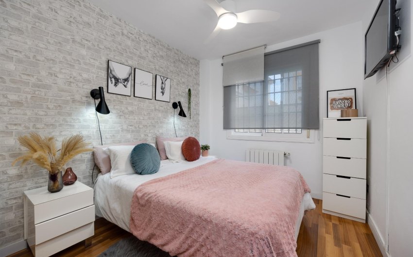 Reventa - Villa -
Los Montesinos - La Herrada