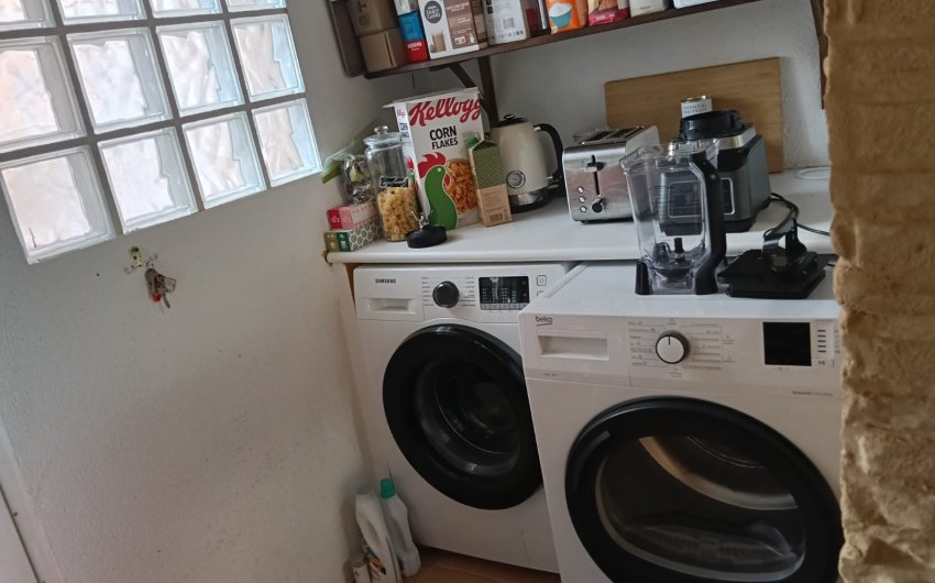 Reventa - Villa -
Los Montesinos - La Herrada